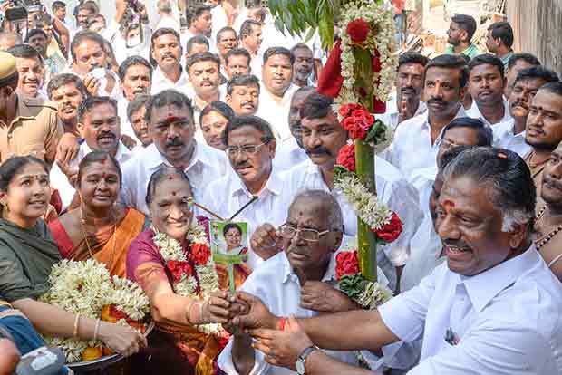 15 days to go, parties raise campaign pitch