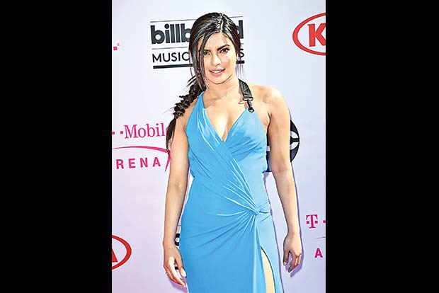 Zac Efron’s abs are real, vouches Priyanka in TV interview Zac Efron’s abs are real, vouches Priyanka in TV interview