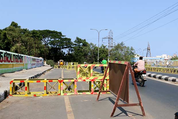 Weak Elephant Gate flyover chokes traffic in North Chennai