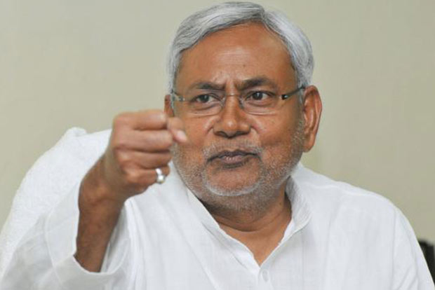 Nitish meets Sonia, calls for opposition unity to take on BJP