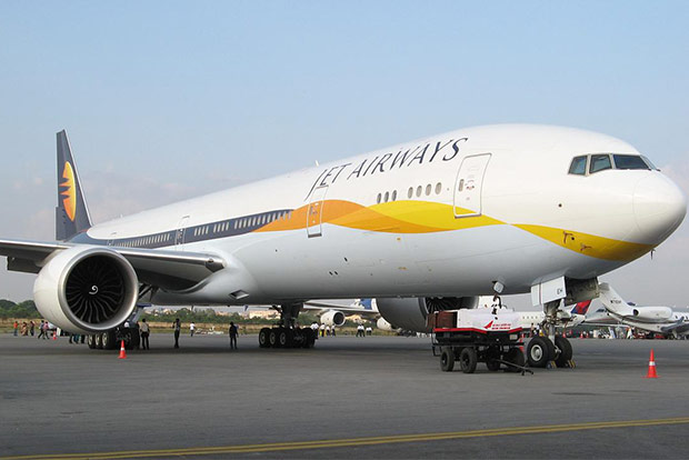 Jet pilots defer decision not to fly with foreign commanders