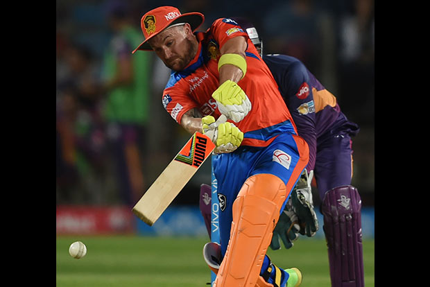 Delhi hope to keep play-off hopes alive