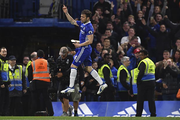 Chelsea celebrate title win with 4-3 romp