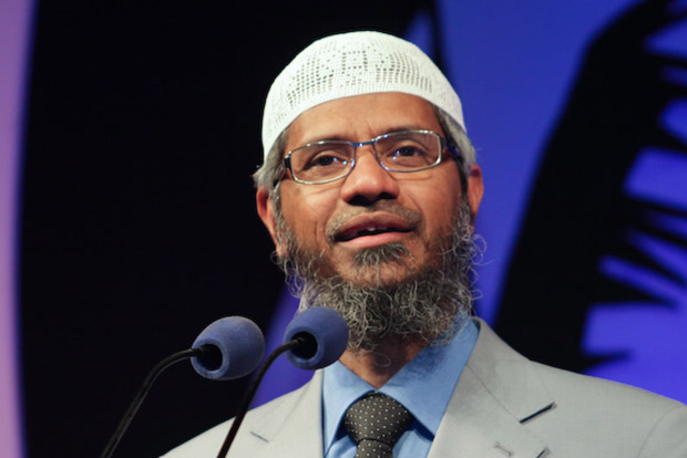 Controversial Islamic preacher Zakir Naik trying for Malaysian citizenship