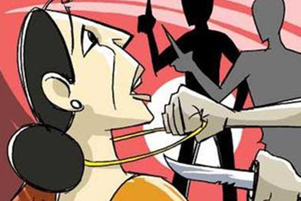 Adambakkam woman loses earlobes and gold to robber