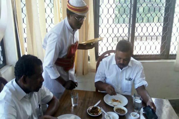 Kerala MLAs have beef fry for special session on cattle ban