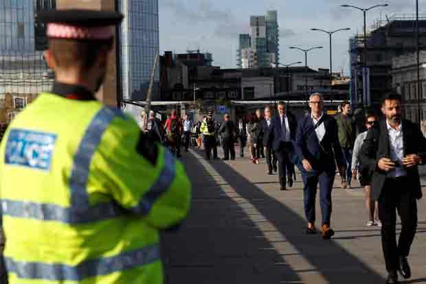 London Bridge terrorists may have had siege plans: Police London Bridge terrorists may have had siege plans: Police