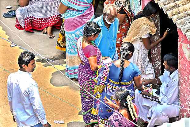 Election Commission orders FIR over bribing of voters in RK Nagar bypoll