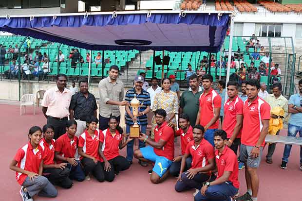 Sabari, Chandra best athletes