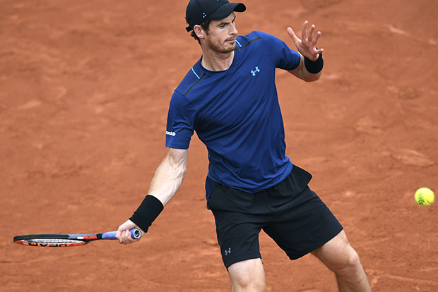 Hip injury forces Murray out of exhibition match