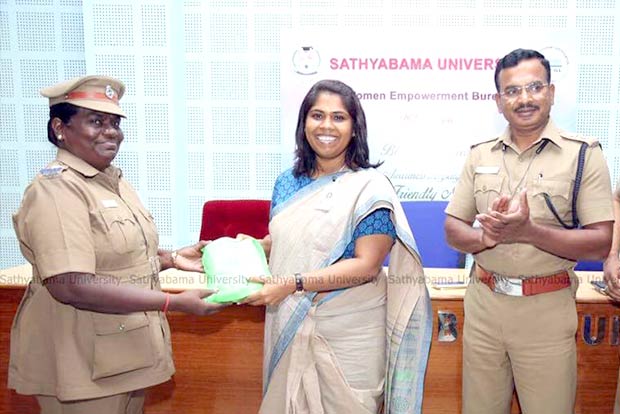 City varsity gives out pads to female cops