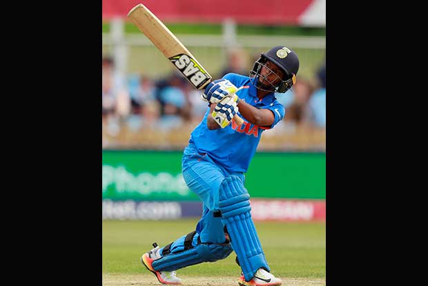 India beats Sri Lanka, wins fourth World Cup match