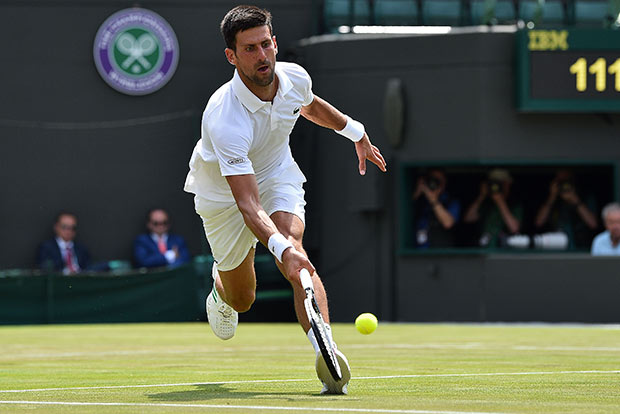 Djokovic breezes through to third round