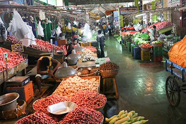 Madras High Court directs to seal 729 shops in Koyambedu