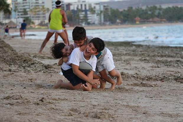 Five statements every parent should avoid to prevent sibling rivalry