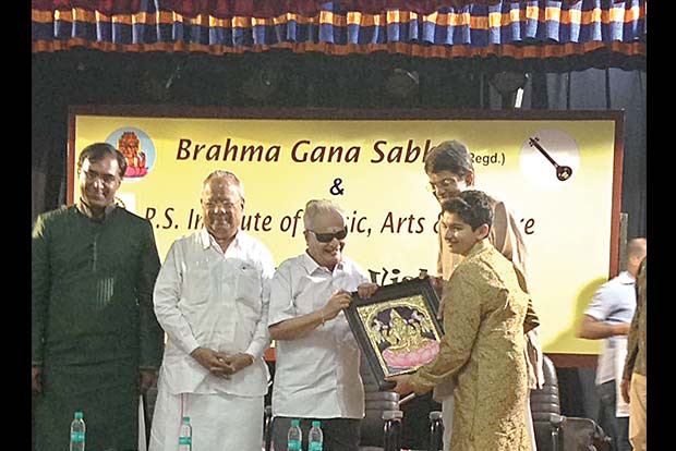 Chitravina Kala Praveena award conferred on Ravikiran