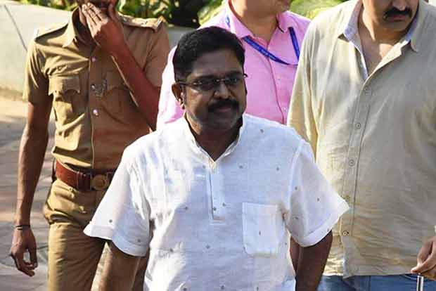 Dinakaran to resume party work; to bring together factions