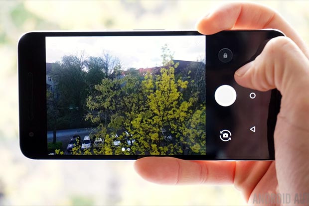 New update brings front flash to ‘Google Camera’
