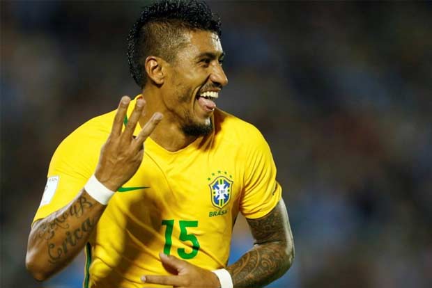 Barcelona sign Paulinho for 40 million euros