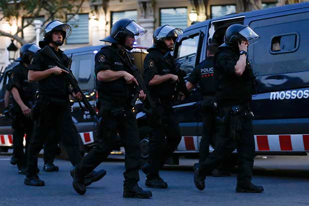 Spain hunts van driver who mowed down Barcelona crowd, killing 13 Spain hunts van driver who mowed down Barcelona crowd, killing 13