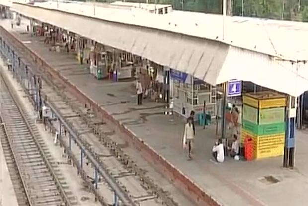 250 trains to Rohtak cancelled as Ram Rahim shifted to makeshift jail