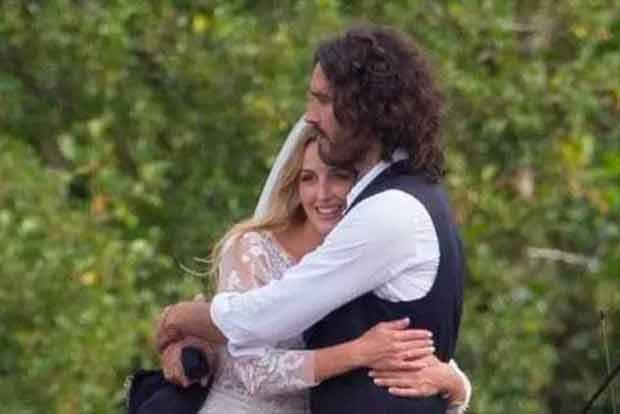 Russell Brand marries again, holds India-themed party Russell Brand marries again, holds India-themed party