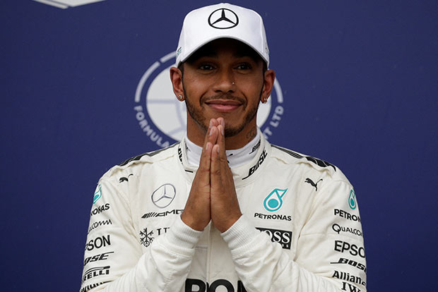 Hamilton takes record pole at Monza