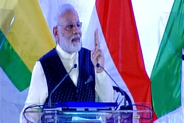 Amid criticism, PM Modi justifies demonetisation