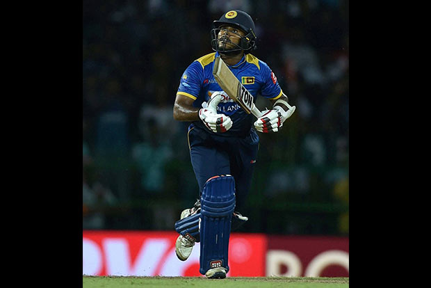 Munaweera, Priyanjan guide Lanka to 170/7
