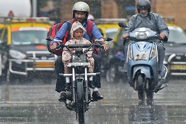 Heavy rains halt operations at airport, many flights affected