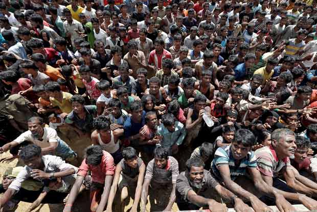 Nine killed as Rohingya aid truck crashes in Bangladesh