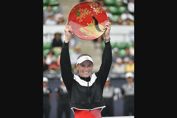 Wozniacki powers to Pan Pacific title in Tokyo