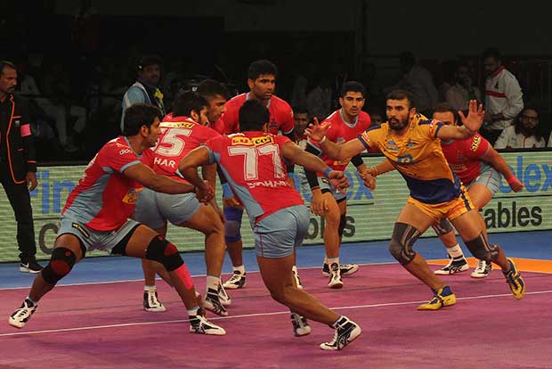 Jaipur Pink Panthers overcomes Thalaivas