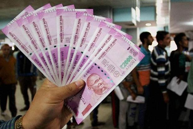 Government extends 7th Pay panel benefits to teachers of central, state varsities