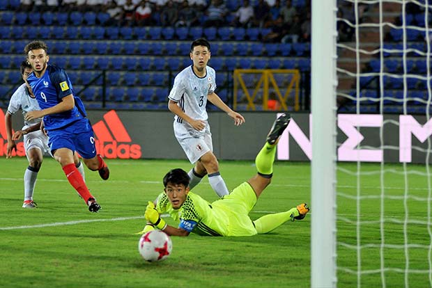Gouiri brace leads France to victory