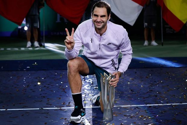 Federer eyes ATP Finals title, top ranking after Shanghai triumph