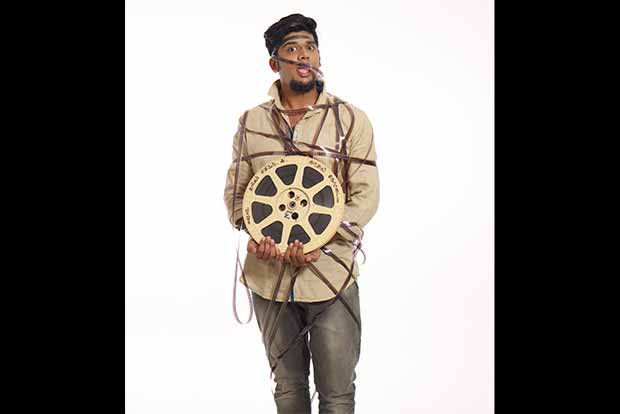 Namma ooru cinemapayyan turns singer