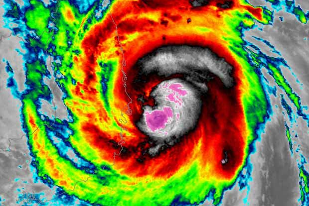 Typhoon Damrey kills at least five in Vietnam