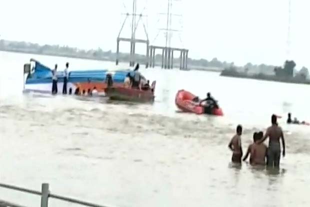 AP: 14 drown, 9 missing as boat capsizes in Krishna river