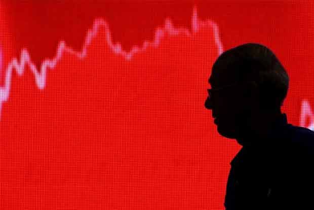 Macro worries roil stocks, Sensex logs first fall in 3 days