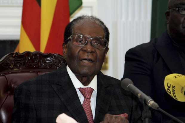 Robert Mugabe resigns: Zimbabwe parliament speaker