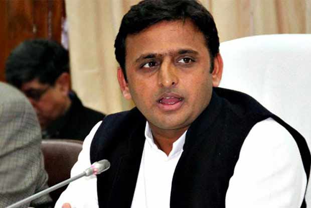 Akhilesh accuses UP CM of misusing government machinery