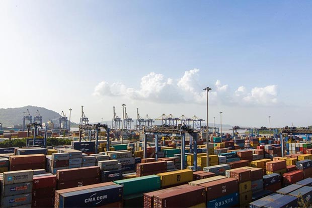 Indias trade deficit with China stands at USD 37 billion in April-October