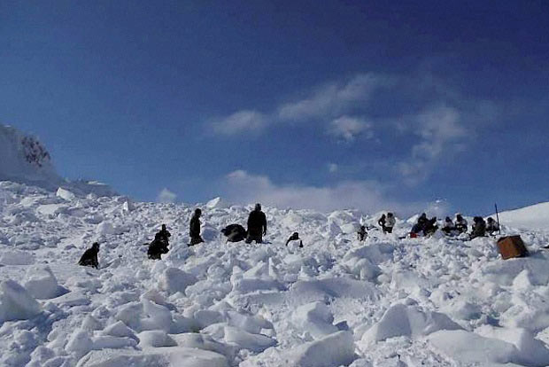 5 Pakistan Army personnel missing after avalanche at Siachen