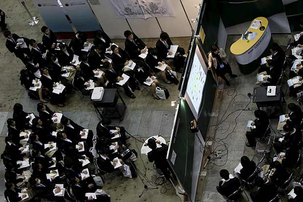December 2017 e-recruitment activity slows down: Report
