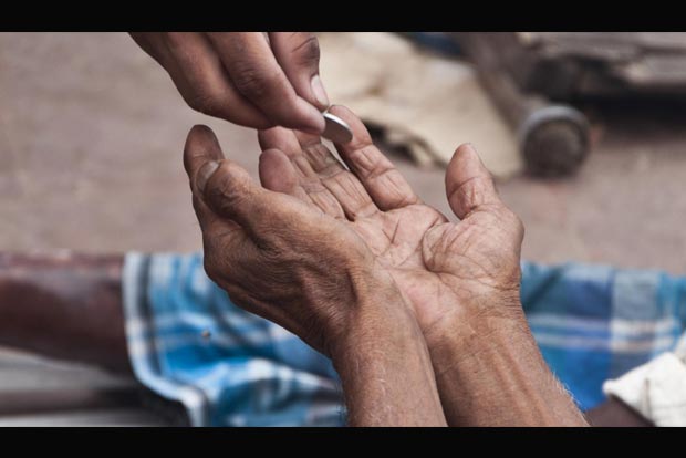 Beggars demonetise one rupee coin in UP Beggars demonetise one rupee coin in UP