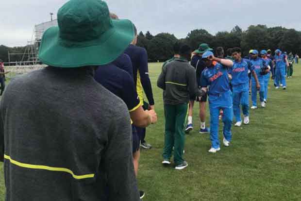 India routs South Africa in warm-up match