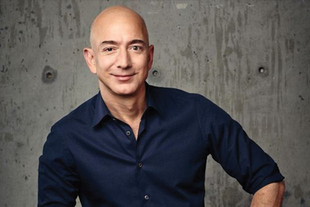 Amazon CEO becomes richest man in history