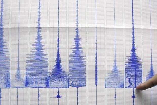 Strong earthquake in southern Peru leaves two dead, 17 missing