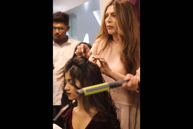 Girls, ditch that dark lipstick already: Ojas Rajani